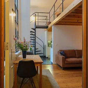 Appartement Duplex In Historical Centre With Private Courtyard, Antwerpen